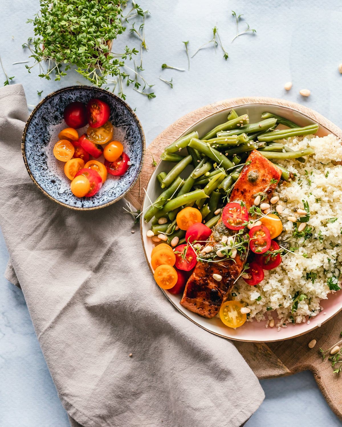 Balanced meals plated for a nutrition consultation